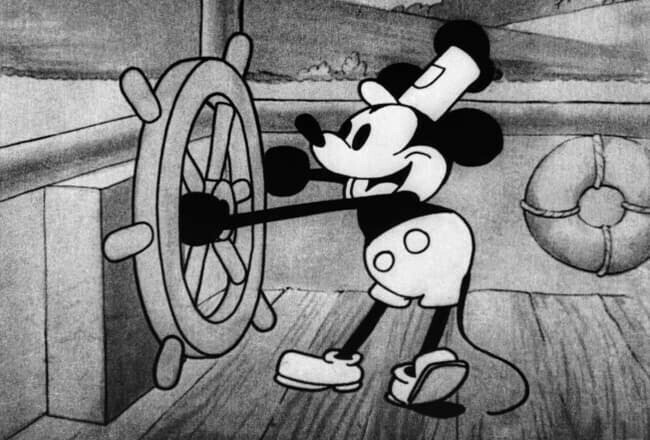 BFMTV's tweet photo. Le personnage de Mickey entre dans le domaine public le 1er janvier https://t.co/uq1gWleWe8 https://t.co/vYADPQ7zrd