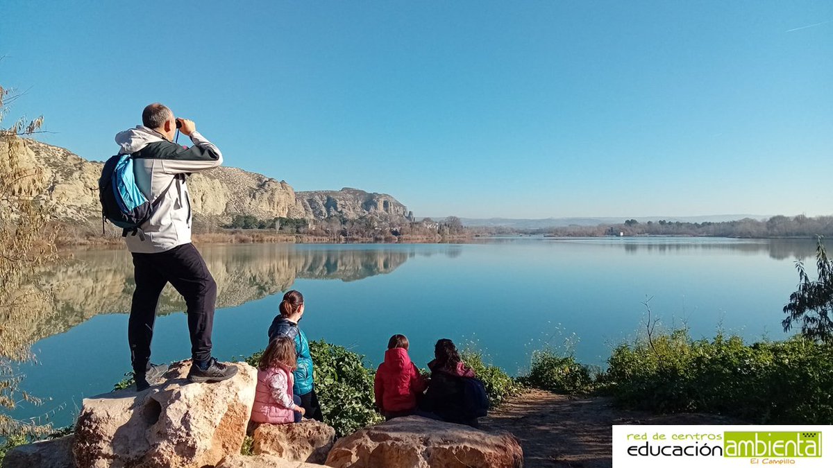 CENTROCAMPILLO's tweet photo. Qué mejor manera de despedir el año #2023 que haciendo lo que más nos gusta: compartir con vosotros nuestra laguna, su #fauna, su #flora y sus secretos. Y más gustoso aún haciéndolo acompañados de un magnífico #soldeinvierno ¡Os esperamos en 2024! Muchas gracias por venir 😊 https://t.co/9UBTIMBQR6