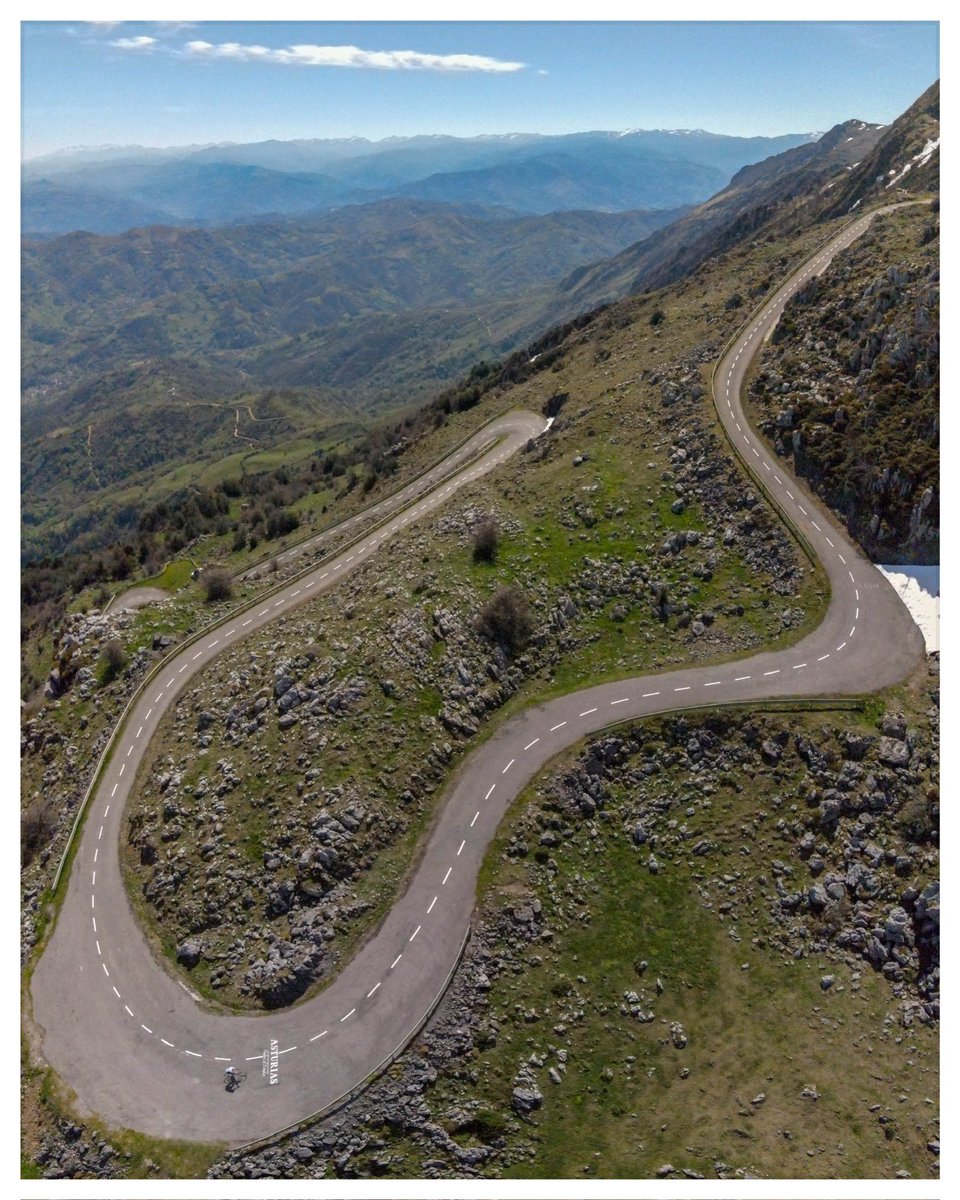 AsturCycling's tweet photo. Route 3 - The King Angliru
#angliru #riosa #aramo #travel #tourism #cyclingtours #fromwhereweride #cyclingexperience #holidays #asturcycling #roadslikethese #roadcycling #outdoors #cyclinglife #cycling #cyclingtravel #vacation #cyclingshots #cyclingphotos #nature 🌍: Angliru https://t.co/916214Xjyt