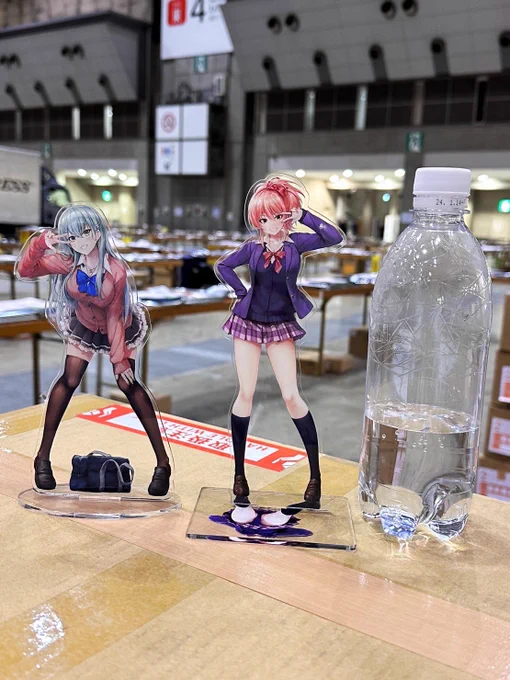 前日搬入してきましたー! グッズも良い感じでした! 明日はよろしくお願いいたしますー!