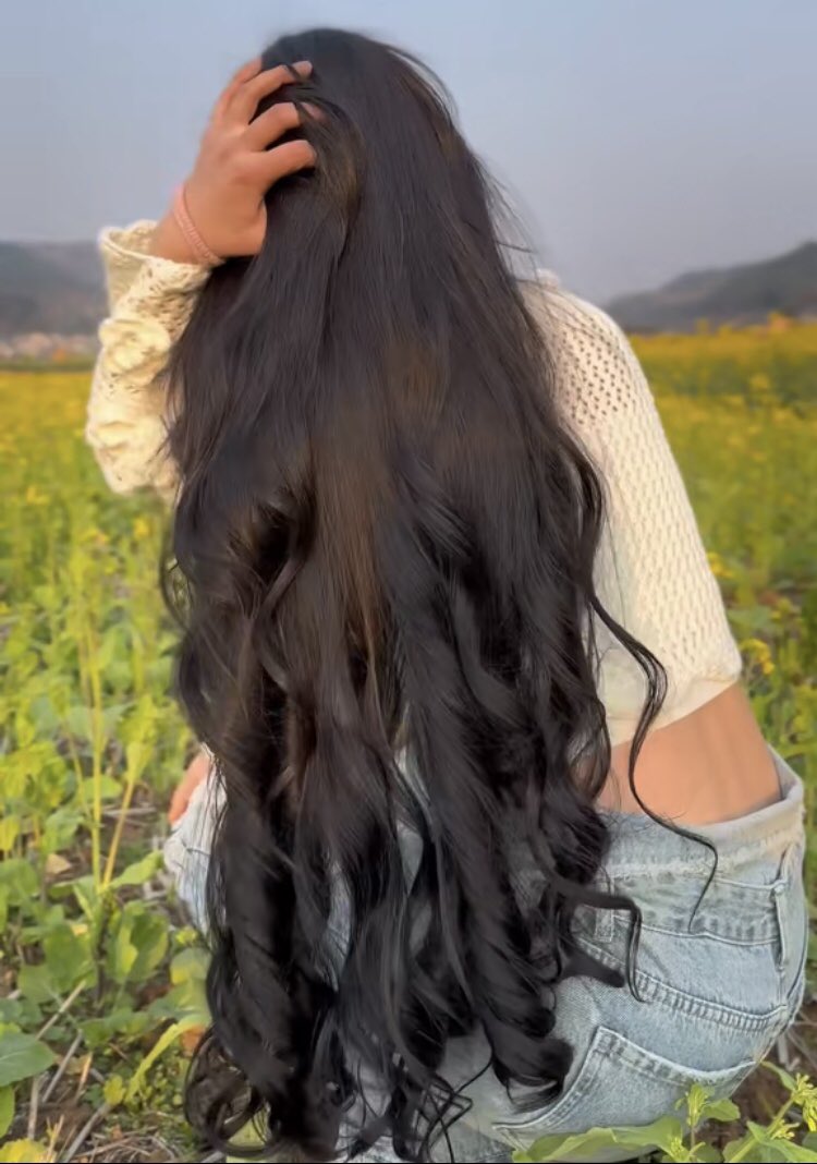 longhair_0510's tweet photo. #髪フェチ #ロングヘア #ロングヘアフェチ #hairfetish #longhair #longhairfetish https://t.co/uNi6WpklYX