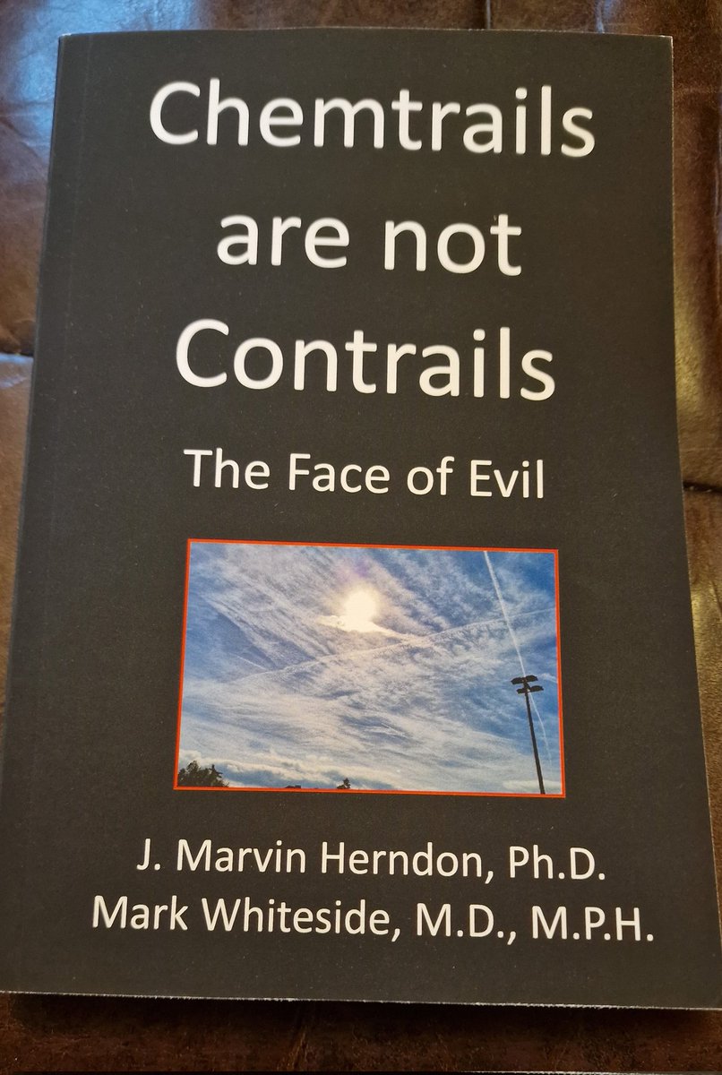 Demo2020cracy's tweet image. #Chemtrails are not #Contrails 
Interesting book.