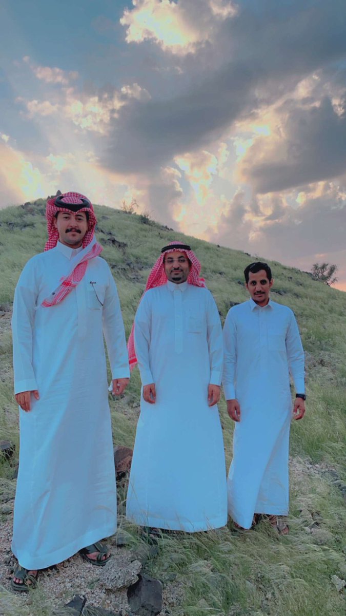 bader415's tweet photo. ربيع جده16-5-1445هجري خليص طريق الكامل وبعض الأماكن الربيعيه جوله ربيعيه مع الزملاء سعود بن ظافر الشهراني. و ثلاب بن سعد السبيعي و مشعل فالح العنزي   ⬇️ https://t.co/rWJ8nmeXdH