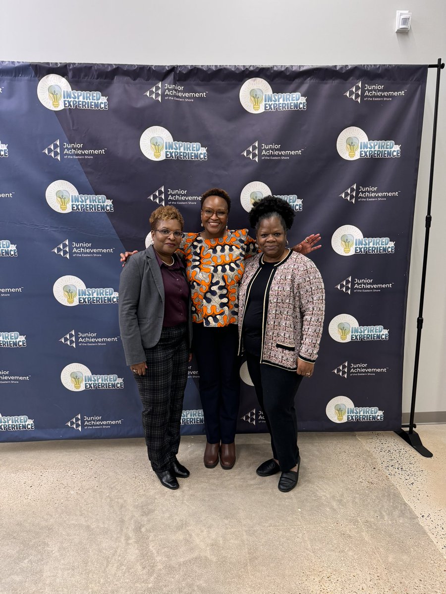 swdelta7's tweet photo. Yesterday I had a chance to speak at the Ujamaa night event on this fourth day of Kwanzaa.  Representing BECF, related Cooperative Ecomomics with Giving Circles as well as  with Philanthropy.  #BECF #FinancialLiteracy https://t.co/OoeABXYBte