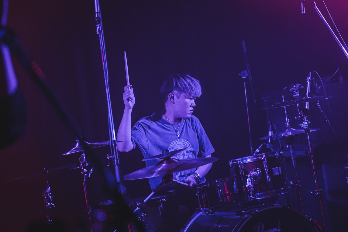Sora_Drumss's tweet photo. 2023年ライブ納めてきました🥁
来年もかましていきますので
どうか皆様見守ってくださいませ🙏
#JUNKDOGs #ICRYRED https://t.co/l2Hr6JdiJ3