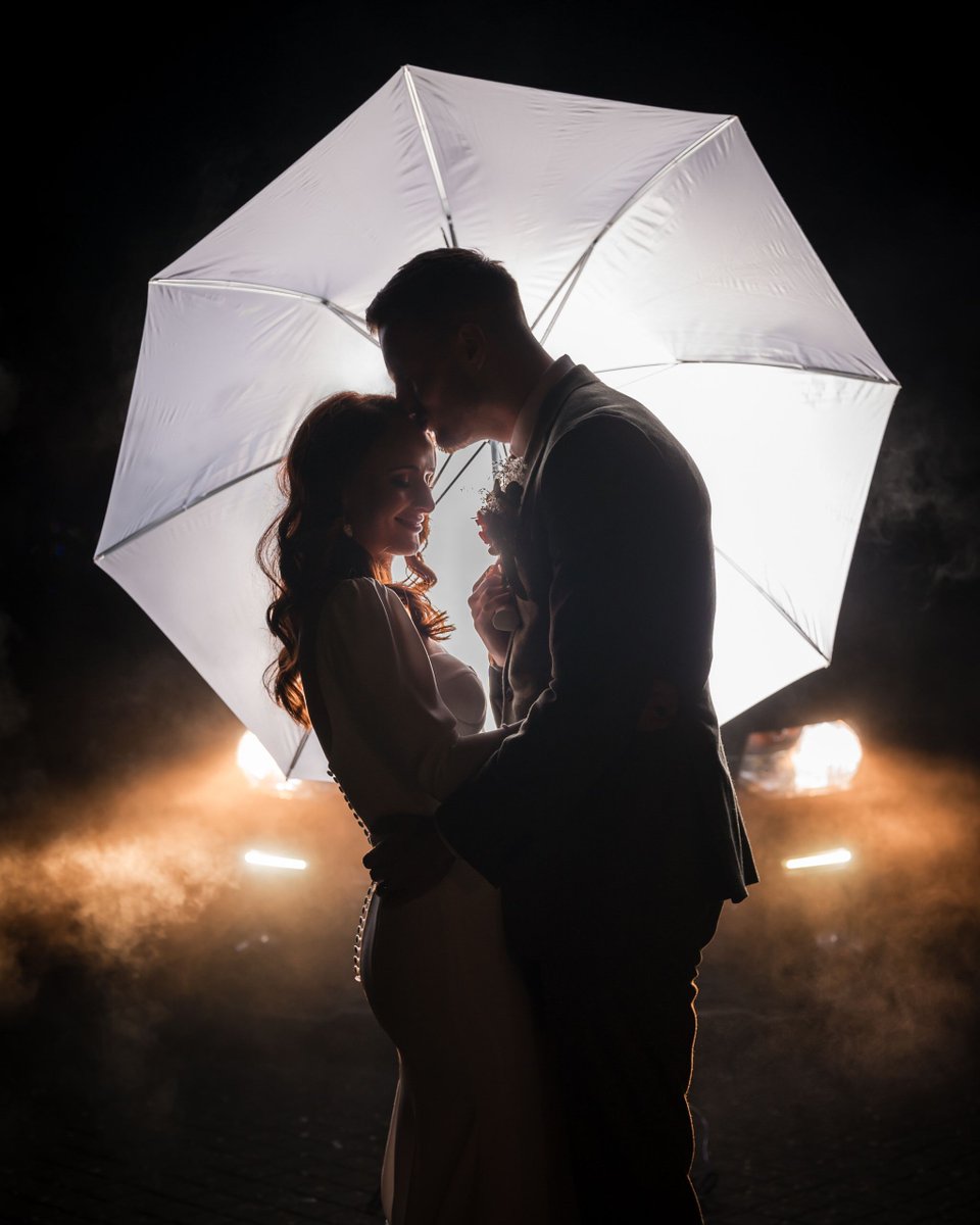 Lydia and Nick had a wonderful day for their wedding a few weeks ago. With the preparations at the Fitz in Cockermouth, followed by their ceremony at the Town Hall and then over to Gilcrux for their evening reception. ❤️
