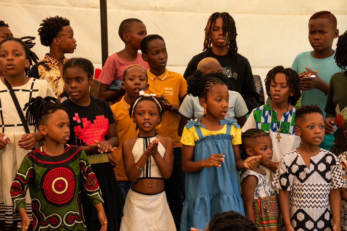 DrBabaBuntu's tweet photo. PHOTOS FROM UMOJA OPENING CEREMONY OF KWANZAA South Afrika 2023. We give thanks to our eminent photographers: @sbudamngomz, @wunna_photo, @extremeheartmultimedia and @BluazipFilms 

Check the full photo-album here: https://t.co/64fTaJfKbb https://t.co/CDR6Wx6koD