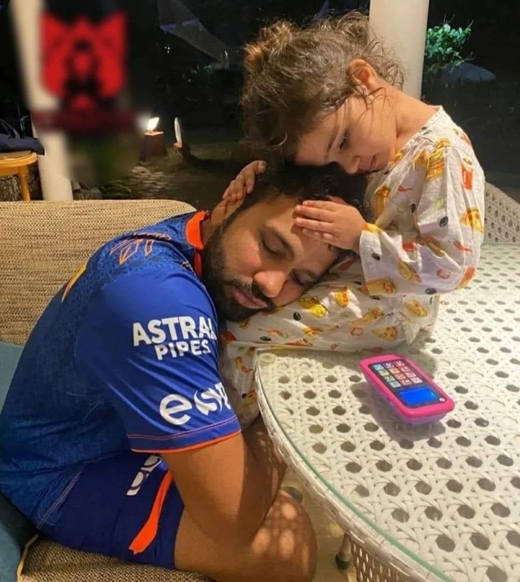 mayur_kurhade1's tweet photo. बाप ही है वो जो सारी दुनिया जीत के बेटी के सामने हार जाता है,,🥹
Happy Birthday Princess Samaira Rohit Sharma
#HBDPrincessSammy 🧚♀️ https://t.co/l8P8HGFy2G