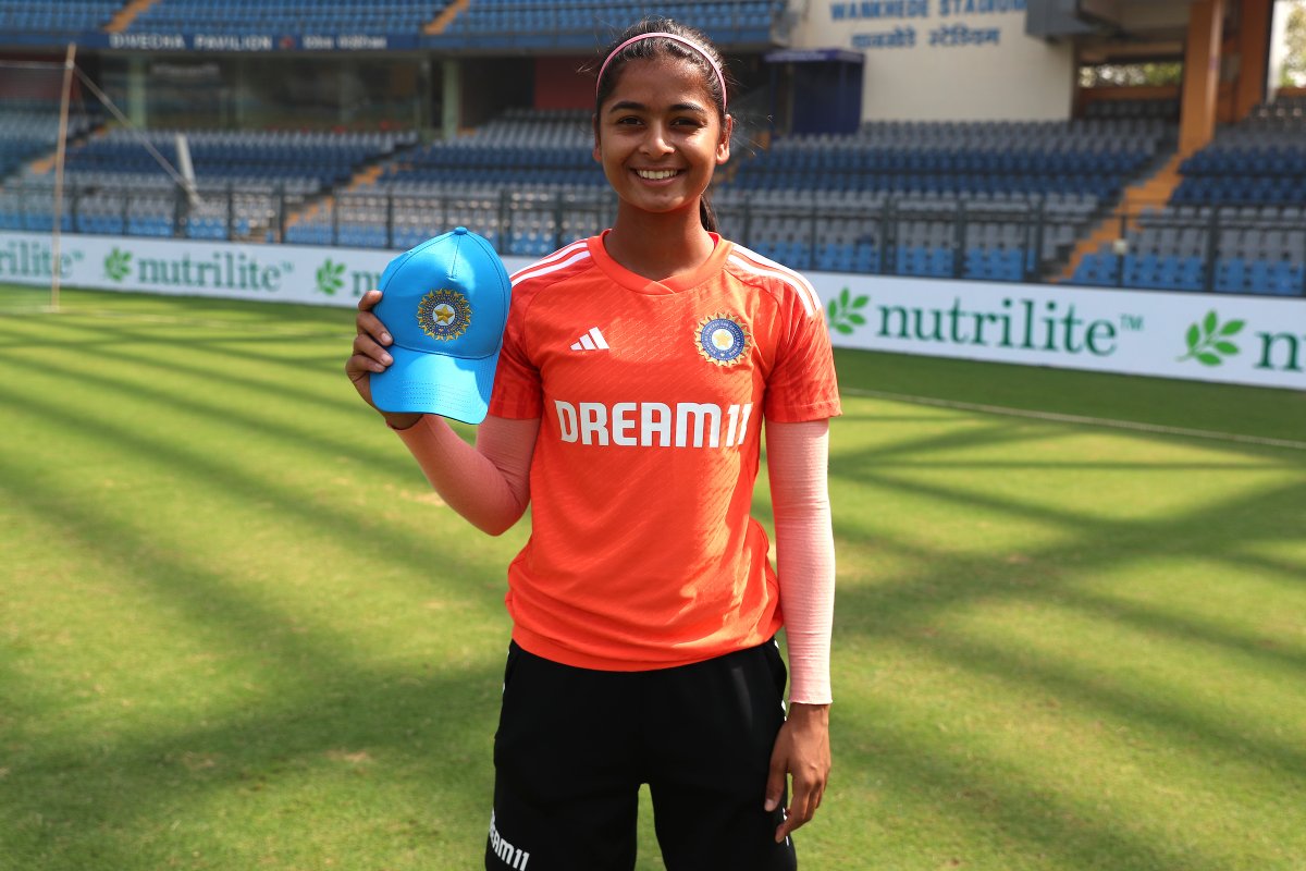 ICC's tweet photo. Congratulations to Shreyanka Patil, who is making her ODI debut for India 🧢 👏

#INDvAUS https://t.co/veovyAeIva