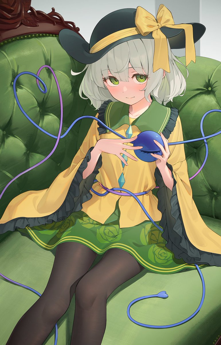 komeiji koishi 1girl solo hat green eyes third eye skirt pantyhose  illustration images