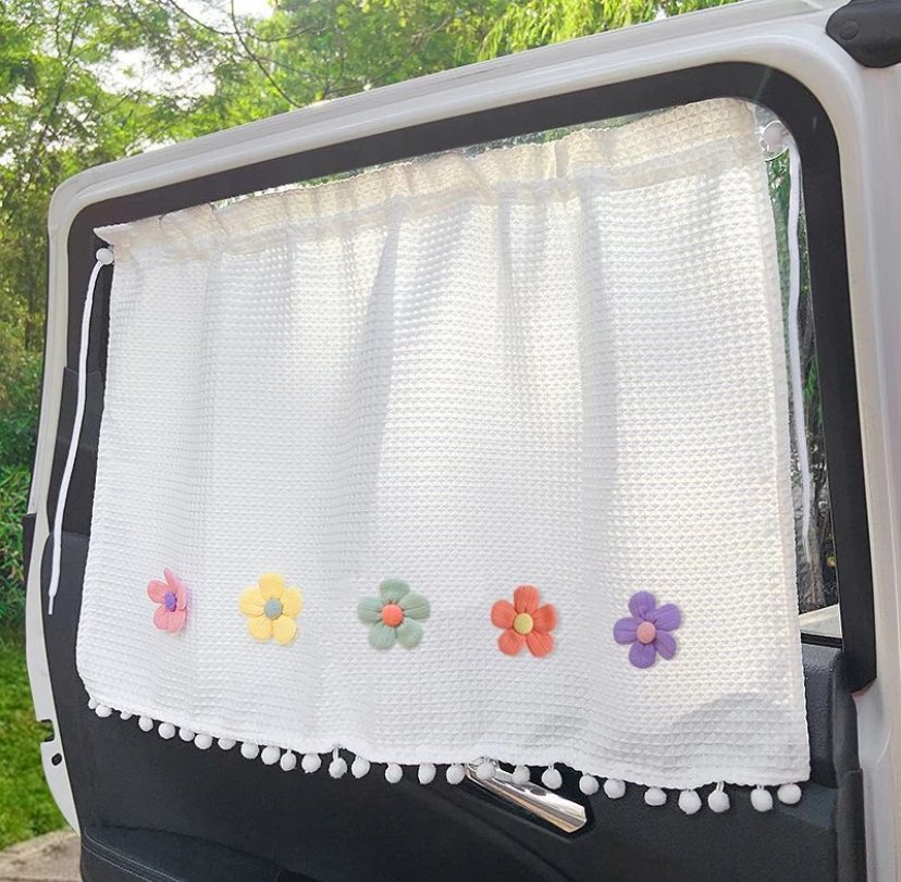_mimisaidi's tweet photo. Tepek je kat tingkap, xde kepit2 dah. Mestilah i nak beli yang korean style macam ni cute gilaaa 😍

👉🏻 https://t.co/tBc1VPOw0q
👉🏻 https://t.co/vqpMJxPCdH https://t.co/kpUH0EDcE7
