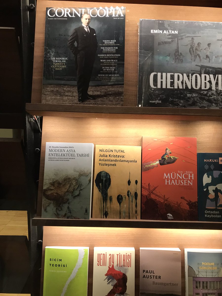 İki yeni kitabımız Nilgün Tutal’ın “Julia Kristeva: Anlamlandırılamayanla Yüzleşmek”i ile Hasan Aksakal’ın dünyaca saygın tarihçilerden derlediği “Modern Asya Entelektüel Tarihi” Beyoğlu’nda Robinson Crusoe Kitabevi’nin (@rob389) Yeni Çıkanlar rafında.