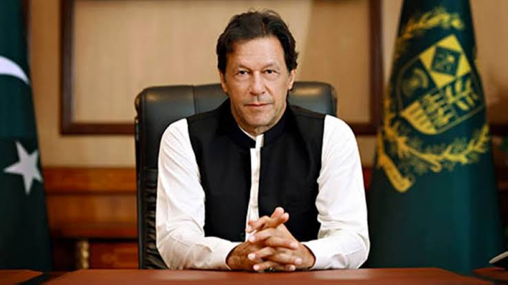 Do you support Pakistan's former Prime Minister Imran Khan? 🇵🇰

1. Yes
2. No