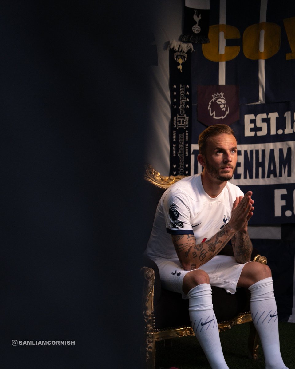 My Top 🔟 Tottenham photos from 2023… 📸🧵

1️⃣ Madders at MAD

It was evident that we’d signed a superstar in <a href="/Madders10/">James Maddison</a> at the Media Access Day, but no one could have foreseen quite how much influence he’d have on the football and vibes at Tottenham... #THFC