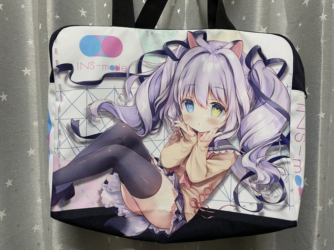 新刊セットのバッグ!お、おおきい マチもたっぷりあります😆 