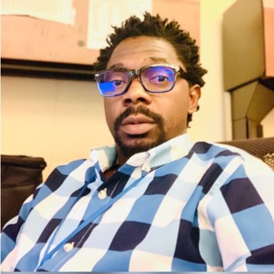 EmeryJuty's tweet photo. #NewProfilePic https://t.co/WTGylWvFMc