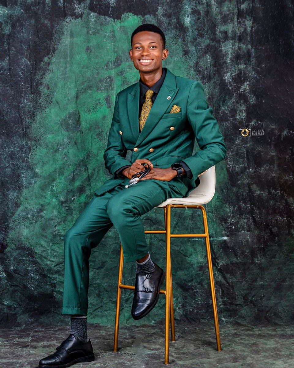 AbdulbasitFasa1's tweet photo. 2023
📌Doctor of Veterinary Medicine(DVM)
📌Best Graduating student
📌Best Graduating student in 7/10 Departments 
📌13 Academic laurels
📌 PASS
📌Justice of Student Union
📌Asst. General Secretary, Public Health Interest Group Africa (PHIGA)
📌National Committee coordinator IVSA https://t.co/T1N5VvRoaC