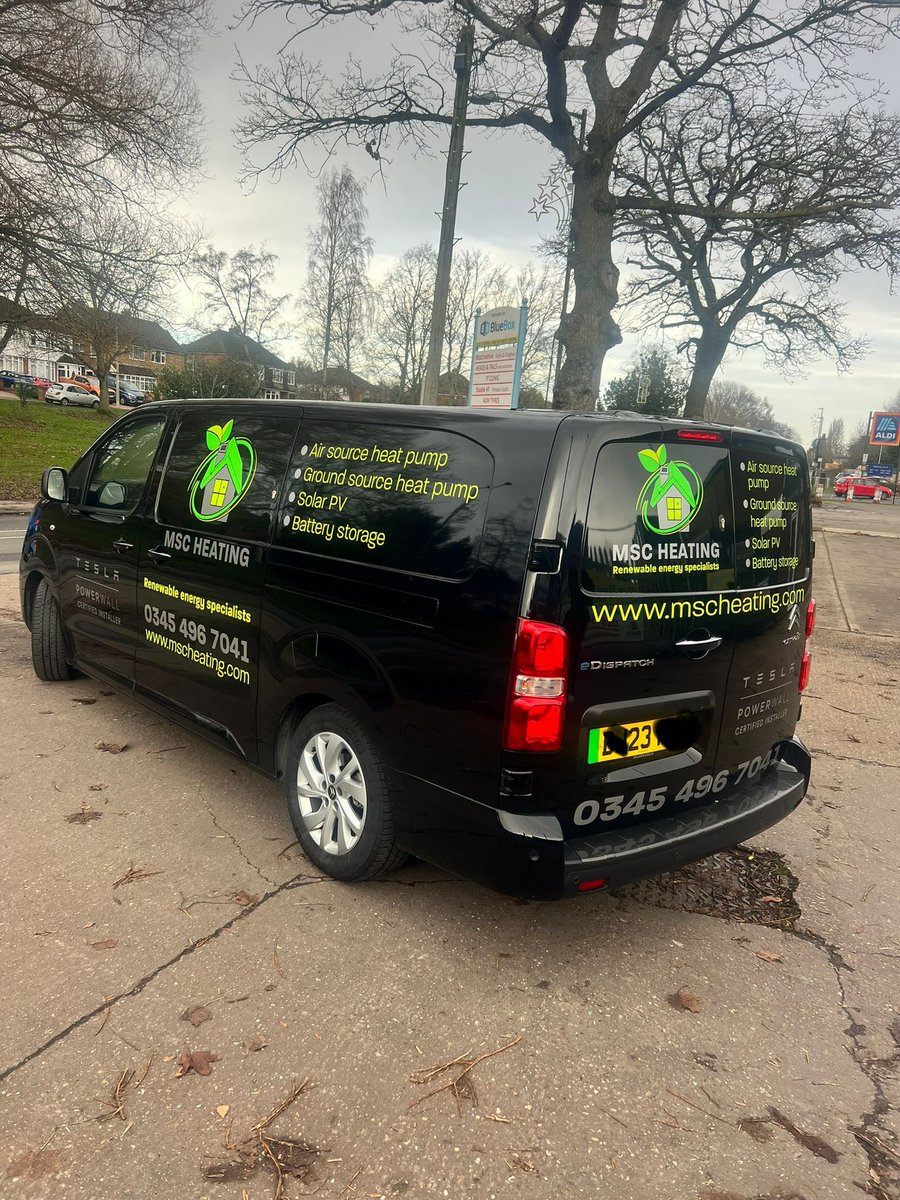mscheating's tweet photo. New addition to the fleet 🔥🎄🎅🏼Live Green , Drive Green , install Green , Think Green , Eat Green 🔋😇🍀💚♻️
Change today for a better tomorrow ‼️
#electricvans #electricvan #solar #teslapowerwall #driveelectric #electriccar #airsourceheatpumps #gogreen #savetheplanet 💯 https://t.co/yTh8VEeATo