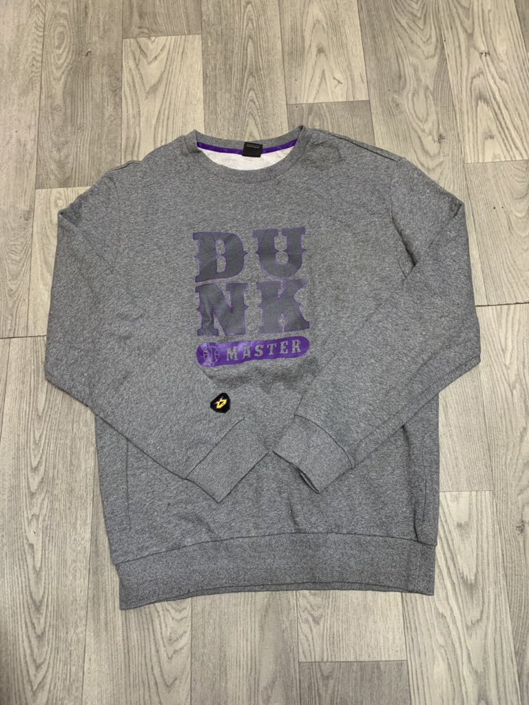 ChampPlug's tweet photo. Sweatshirt available 
Size medium
@800
Dm app call 
0790027817 https://t.co/56TkM0vJCq