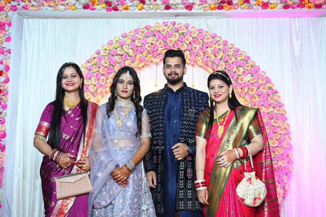 SucharitaS1990's tweet image. My Best Memory of 2023 was celebration of My Brother Engagement ❤️❤️🥳
#MAKmakesitpossible
@BPCLMakLubes 
@gsrana4580 @janardansingh09 @kamal_rana1984