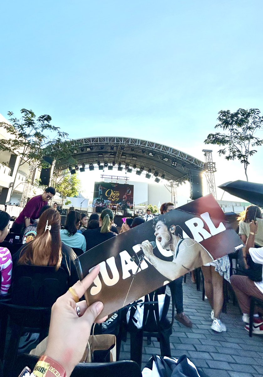 vmperido's tweet photo. Ending 2023 with @TheJuans_BAND 

See you @carlguevarra09 
@JapsMendoza 
@ChaelAdriano 
@rjscruz_ 

 #TheJuansOpenGig2023 https://t.co/zpFIVSVMmN