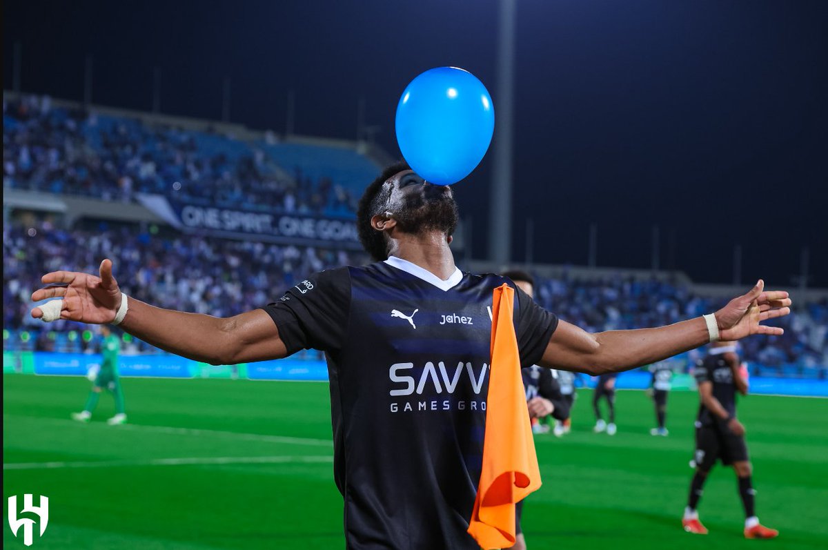 mo7amed4287's tweet photo. 🚨🚨#الهلال يواصل التألق وقطار الزعيم يرفض التوقف مع خورخي جيسوس.. انتصار على الفيحاء بثنائية، تحقيق الفوز الـ20 على التوالي، وتعزيز الصدارة لدوري روشن.. بإذن الله تحت هذه التغريدة تغطية "حصرية" لما كتبته المواقع والصحف العالمية عن اللقاء.. تابعوني 👇👇

#الهلال_حديث_العالم https://t.co/hmO0LQ6Sp3