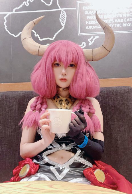 Twitterのコスプレ画像32