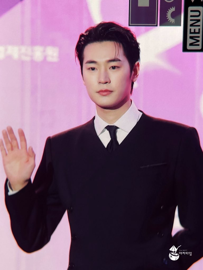 231230 APAN STAR AWARDS HQ

오랜만입니다🫶

#박서함 #서함 #ParkSeoHam