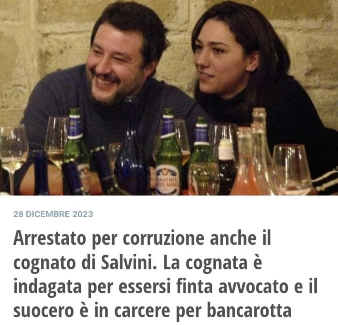 Esempio di:
     famiglia fede e patria 

#Salvini_dimettiti #SalviniSpiega #Verdini #Anas #PonteDiMessina
#Meloni in silenzio 
#Meloni_è_poca_cosa
#otoliti