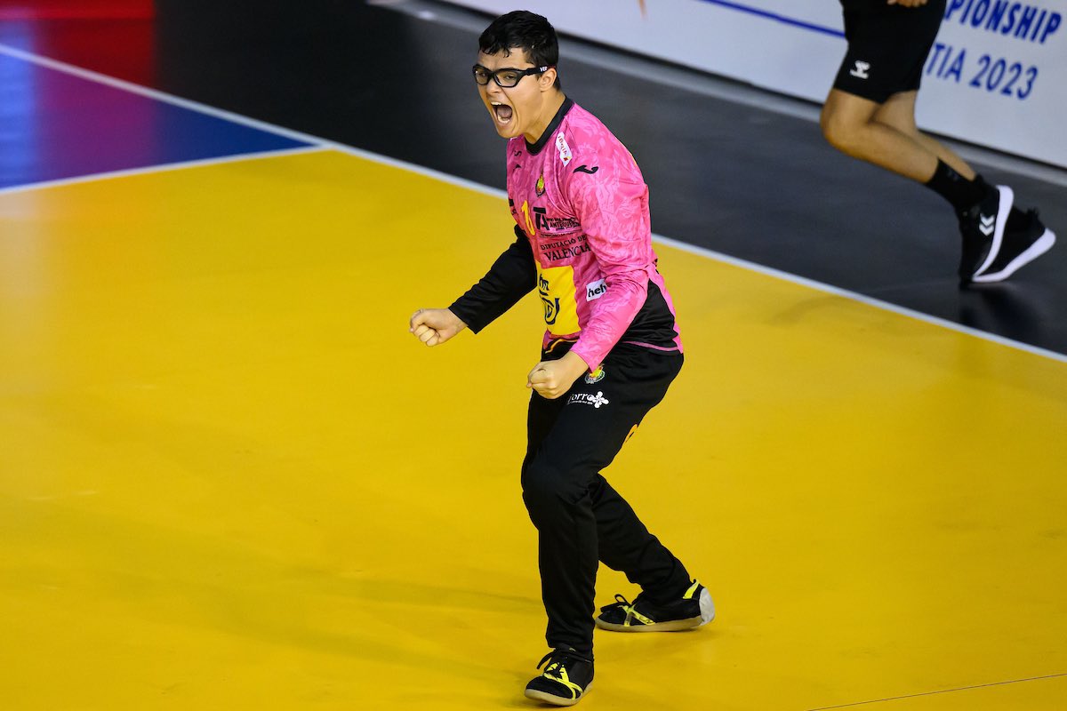 🗣️ <a href="/poolamores/">Pol Amores</a>: "Hice amistades surgidas entre compañeros de distintos clubes"

💬 El jugador del <a href="/BMGranollers/">BM Granollers</a> comparte su experiencia en el CESA y da consejos a los y las deportistas que participaran en este #CESA2024CAT.

🖥️ cesabm2024.com/hice-amistades…