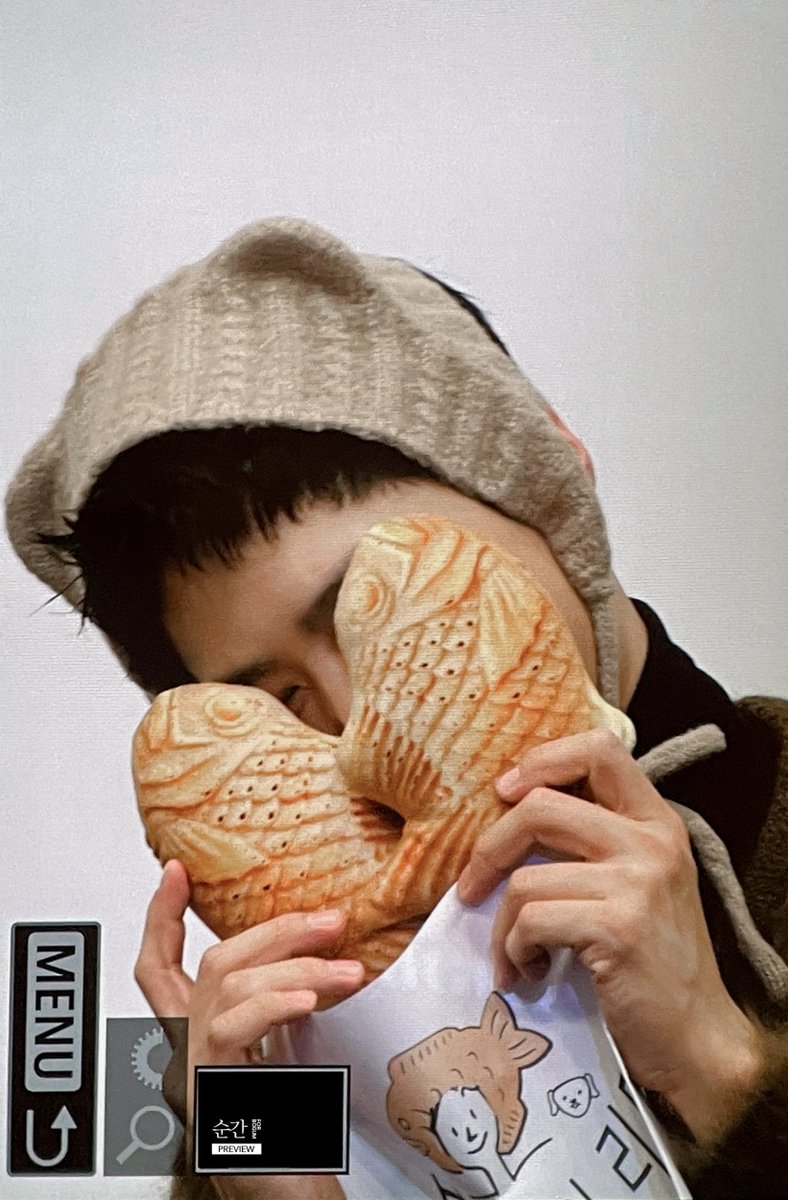 231230 시즌그리팅 발매 기념 팬싸 프리뷰

🫶🏻🫶🏻🫶🏻🫶🏻

#박보검 #parkbogum