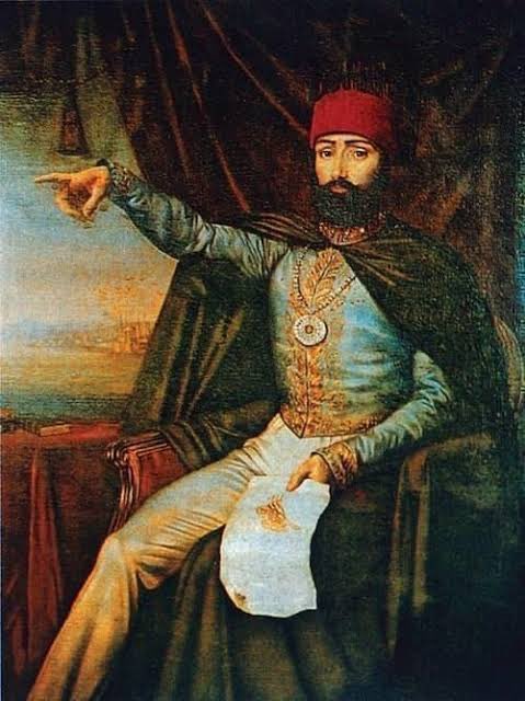 1820 yılında Suudi Arabistan Kralı Selman'ın büyük dedesi Abdullah bin Suud'u İstanbul'da idam edip, kellesini Topkapı Sarayı'nın surlarında sergileyen Osmanlı Sultanı 2. Mahmut'un ruhu şad olsun.