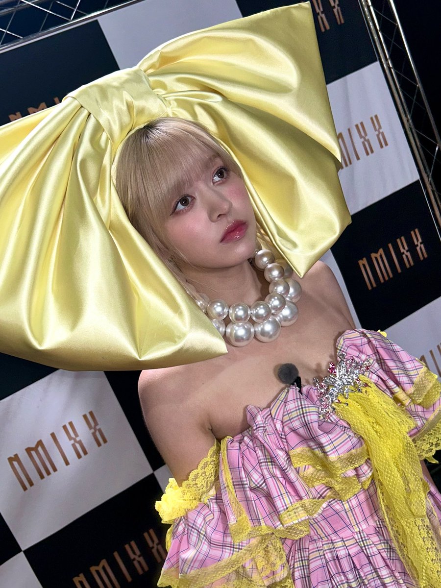WE_NMIXX's tweet photo. … and may the odds be ever in your favour!

#NMIXX #엔믹스
#릴리 #LILY https://t.co/esyeXTKUnu