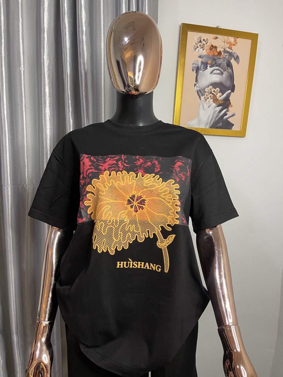 Tfh_tees's tweet photo. Quality Unisex Tees🛍️
Size:L-XXL
Price:5500
Material:pure cotton,thick neckline ✅

Discount if you’re buying more than 2.

Location: Osogbo (we deliver nationwide)

Please rt my customer might be on your TL https://t.co/9RwFtZonMa