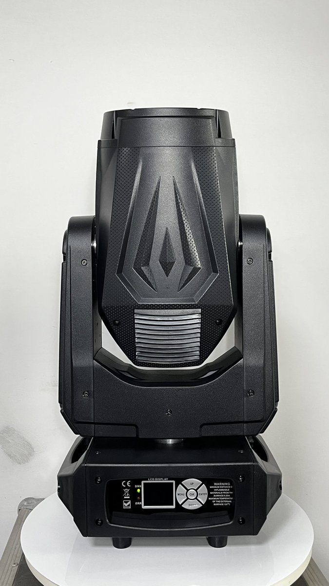 GZYTDGkylie's tweet photo. Glad to launch the newest MINI BEAM380 to everyone! Here we get the brighter and weight-lighter BEAM380 with more favourable price and delicate shell. Please don't hesitate to consult anything! 
#stagelighting #lightingdesign #eventlighting #musicfestivals #beamlights #movinghead https://t.co/ObLcQXkoTX