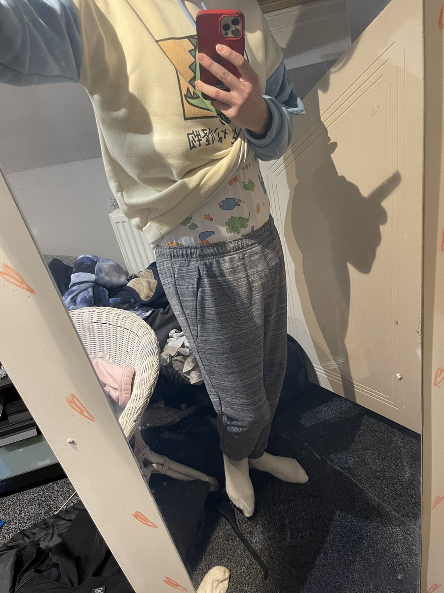 PuppyAsh40's tweet photo. No one’s gunna know right? 🥹 https://t.co/dgKzYdDl7j