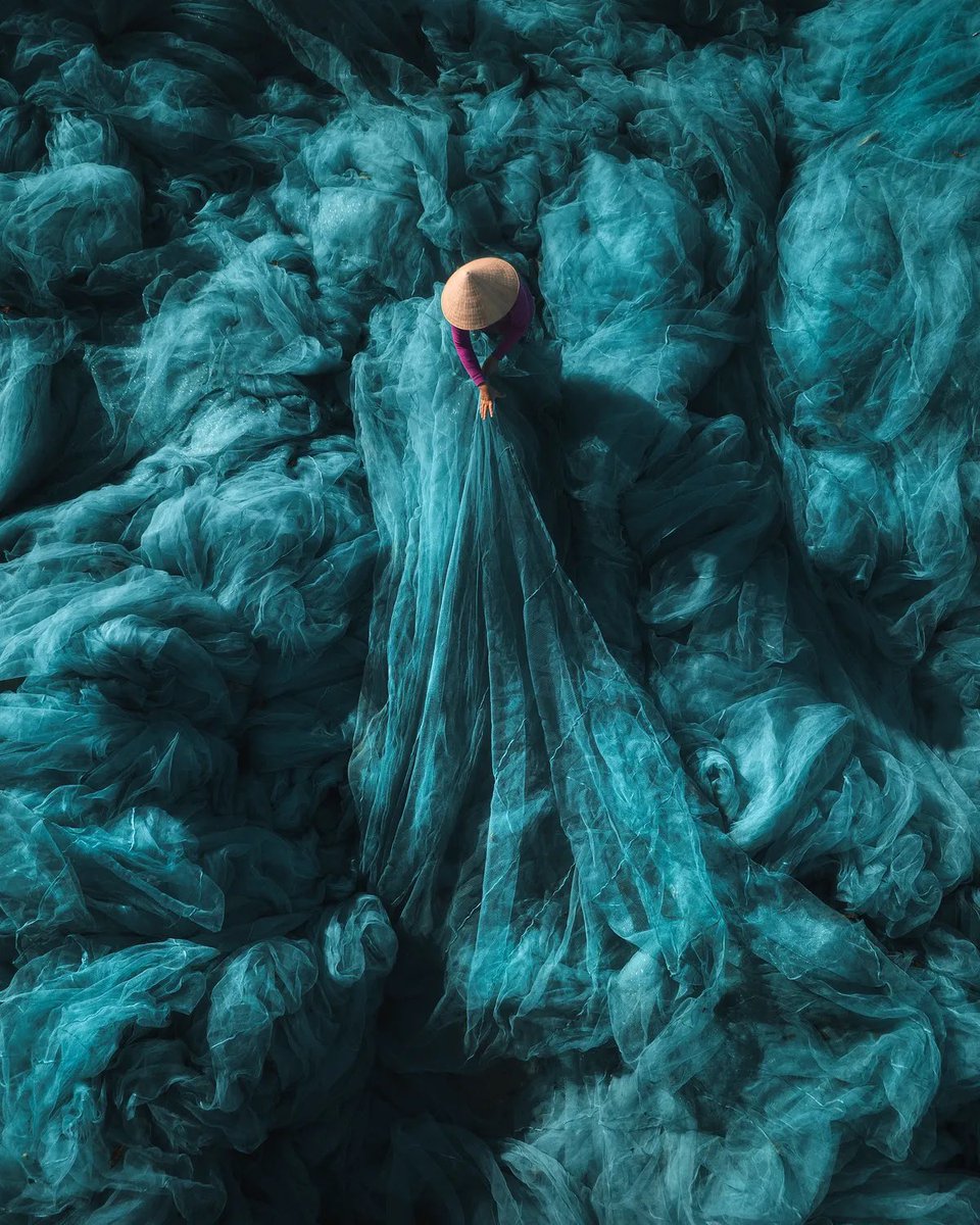 NFTographic's tweet photo. The crispest focus from the master of texture and tone never fail to dazzle. These immersive shots taken from dizzying heights cement @JordHammond as a firm favourite. https://t.co/qEJYf90cGU #nftphotoreview #nftphotography #nftcollector #nft #nftcommunity https://t.co/KH8FmdQgBW