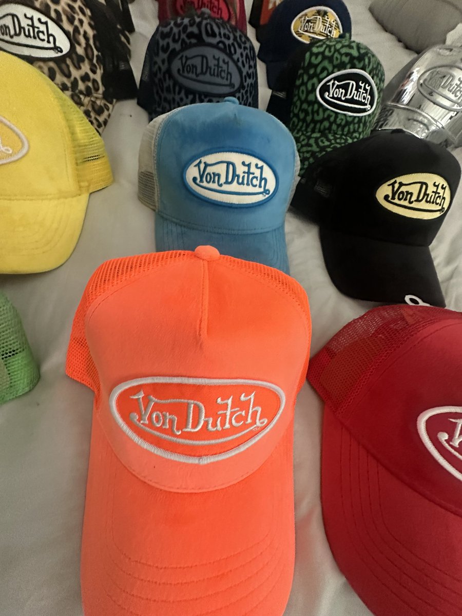 Djrisbacc's tweet photo. #vondutch #djrzscollection LOVE LIFE https://t.co/uHT3XNoIaT