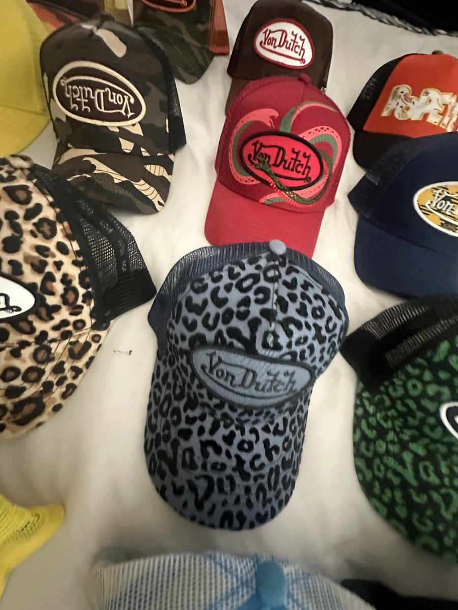 Djrisbacc's tweet photo. #vondutch #djrzscollection LOVE LIFE https://t.co/uHT3XNoIaT