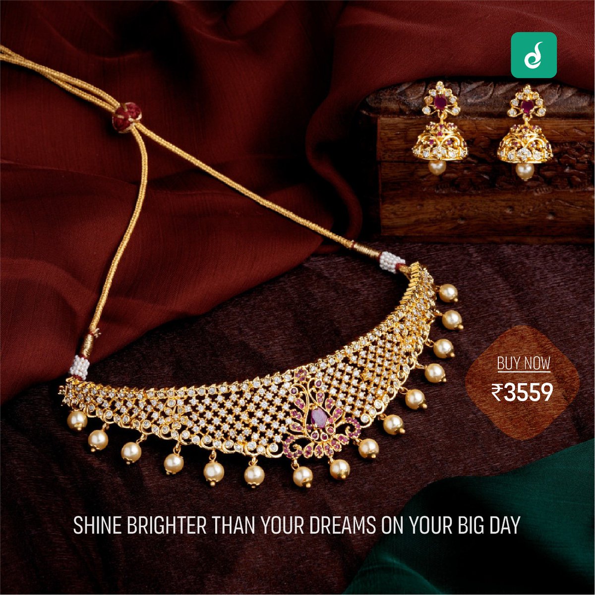 Dikazo_Official's tweet photo. Dikazo presents the exquisite Estele Gold Plated CZ Traditional Bridal Choker Set, a masterpiece crafted to radiate your inner queen
Visit : https://t.co/uif0Bt8VDO
#bridaljewelry #weddingchoker #czjewelry #rubycrystals #pearlnecklace #traditionalbride
#indianwedding #dikazostyle https://t.co/8HDUQeLQIF