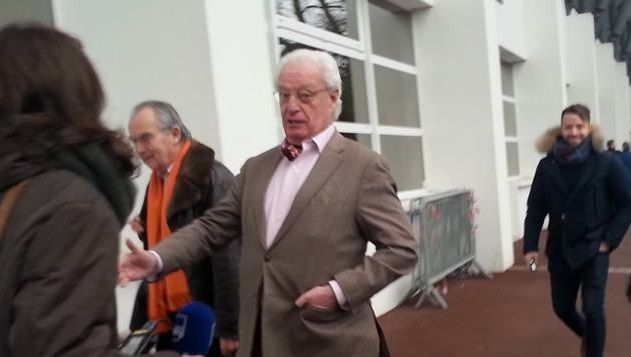Casimir_Noir's tweet photo. @Media_DuPeuple Affaire #JeffreyEpstein
Pourquoi ce baltringue de #CharlesGave protège #CélineRousselet, #HermineDeClermontTonnerre #AlbertoPinto, #EdouardDeRothschild & co, #BernardSabrier, #MagaliBlachon, #PhilippeMugnier, #MylèneJampanoï, #FrançoisCatroux... ? https://t.co/A0kFtRRqCk
