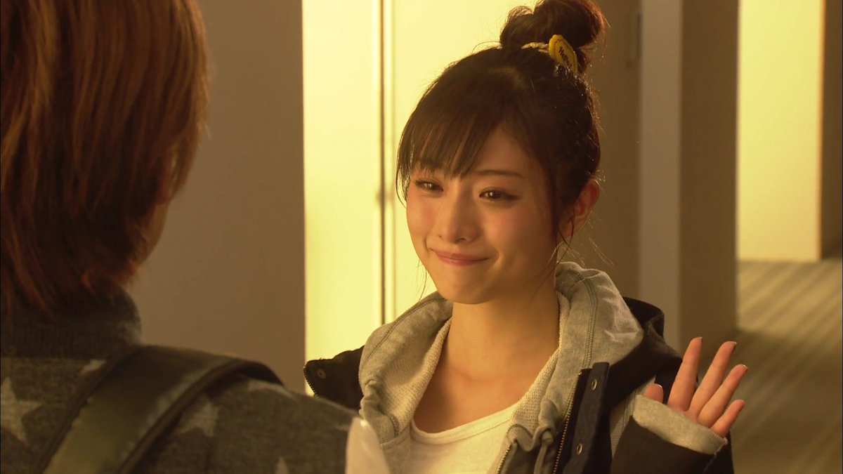 <디어 시스터>라는 드라마고 사토미가 넘 예쁘게 나와요~ ^⩊^ 사토미 좋아하면 꼭 봐 🫵🏻!! 왓챠, 웨이브, 티빙에서 감상 가능 👍🏻Translate post