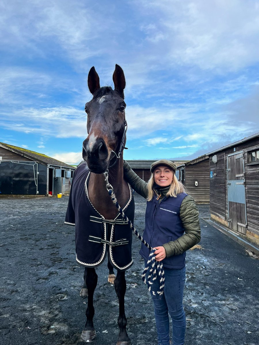 4 year old Beat The Boum and <a href="/Lucy_Provan/">Lucy Rose Provan</a> after his first hurdle yesterday🥉Couldn’t be more pleased with his attitude especially on heavier ground than he would have liked!