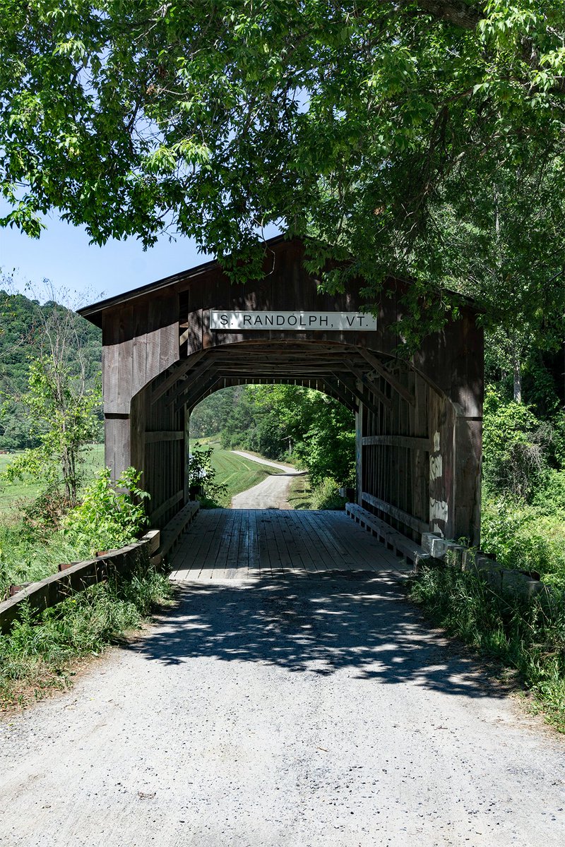 vtcoveredbridge's tweet photo. Bridge of the Day: the Kingsbury or Hyde CB. Rehabilitated in 2009. It is the only bridge in the area with rounded portals. was in Alfred Hitchcock's 1956 movie "The Trouble With Harry".
#vtcbsinayear #kingsburycbvt #randolphvt #vermontscoveredbridges #vermontcoveredbridgesociety https://t.co/Lw25hRSiCo