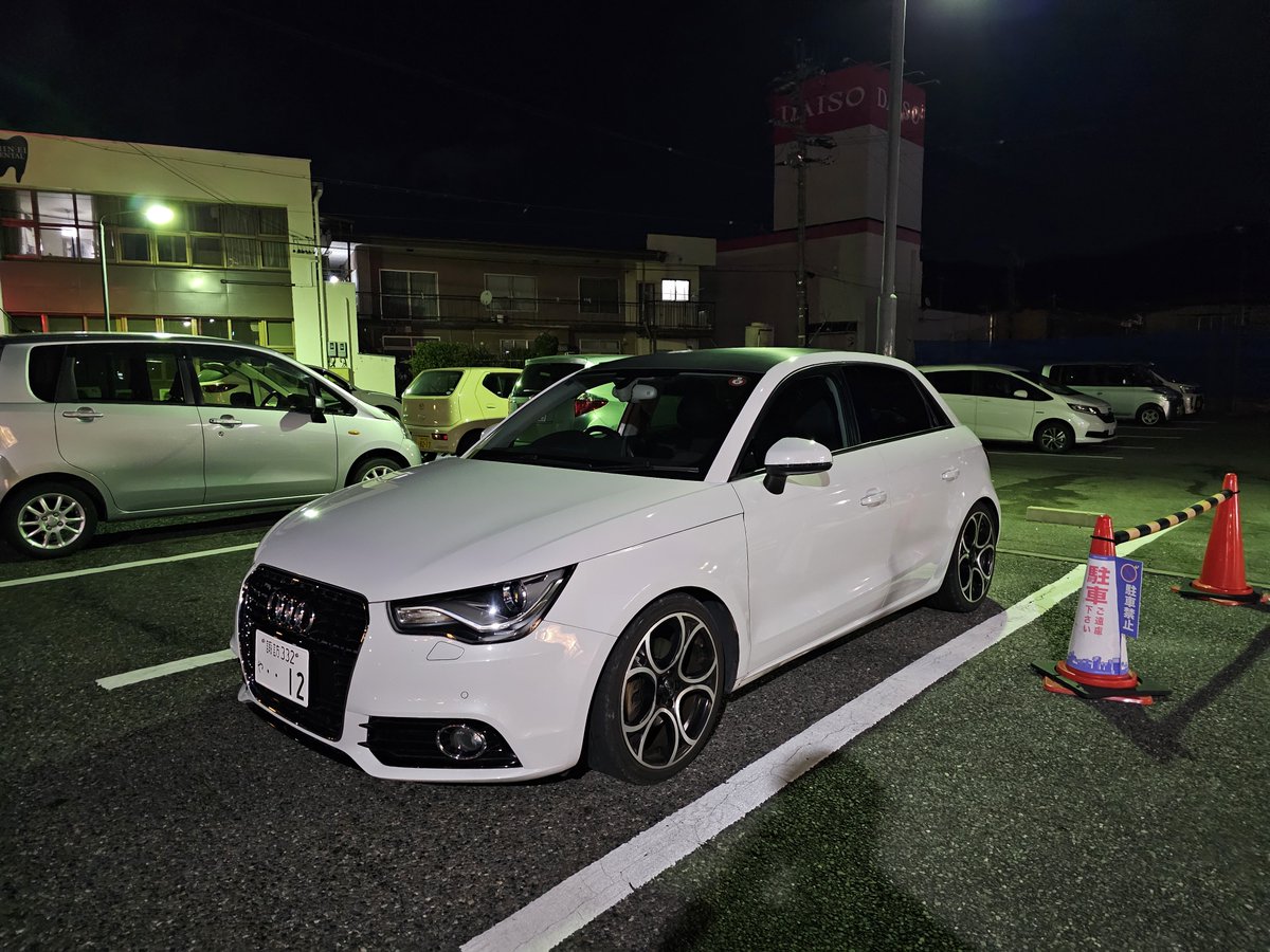 sky_brass's tweet image. Audi A1 Sportback 1.4TFSI スポーツパッケージ納車されました！
珍しい赤茶革、そこそこオプション付いててお買い得だったので遂に乗り換えになりました🙌
#Audi
#AudiA1