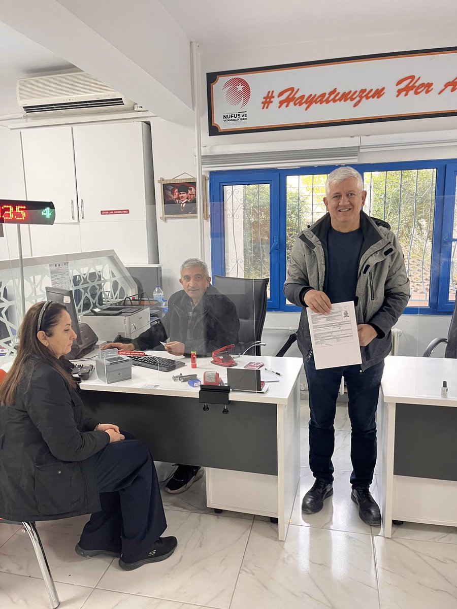 2023 yılının son cumartesi gününden hizmet vermeye devam ediyoruz. Görevimizin başındayız. Şimdiden İlçe nüfus müdürlüğü olarak yeni yılınızı kutluyoruz.
<a href="/muglanufus/">Muğla İl Nüfus ve Vatandaşlık Müdürlüğü</a> 
<a href="/BoranBasgul/">Semanur Boran Başgül</a> 
<a href="/ortacakaymakam/">ORTACA KAYMAKAMLIĞI</a> 
<a href="/tcmuglavaliligi/">Muğla Valiliği</a>