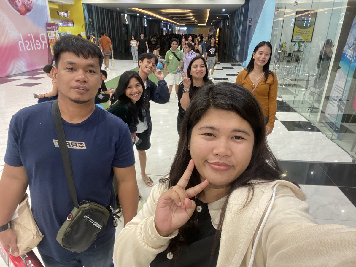 imTEPHIElicious's tweet photo. Iba talaga effect ng #Rewind Ang sakit mo sa heart. Grabe ka 😭 #RewindExperience #RewindMMFF2023 https://t.co/7bvEAmTHnG