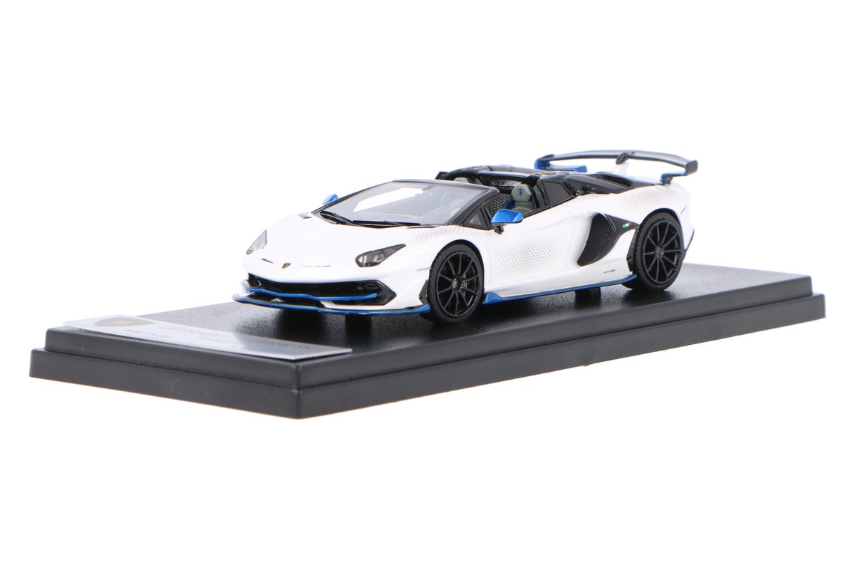 Nieuw: Lamborghini Aventador SVJ "Xago Edition" #Lamborghini #Looksmart #Personenautos #Sportwagen #Cabriolet #modelcars houseofmodelcars.com/nld/product/la…

-Posted by OneUp