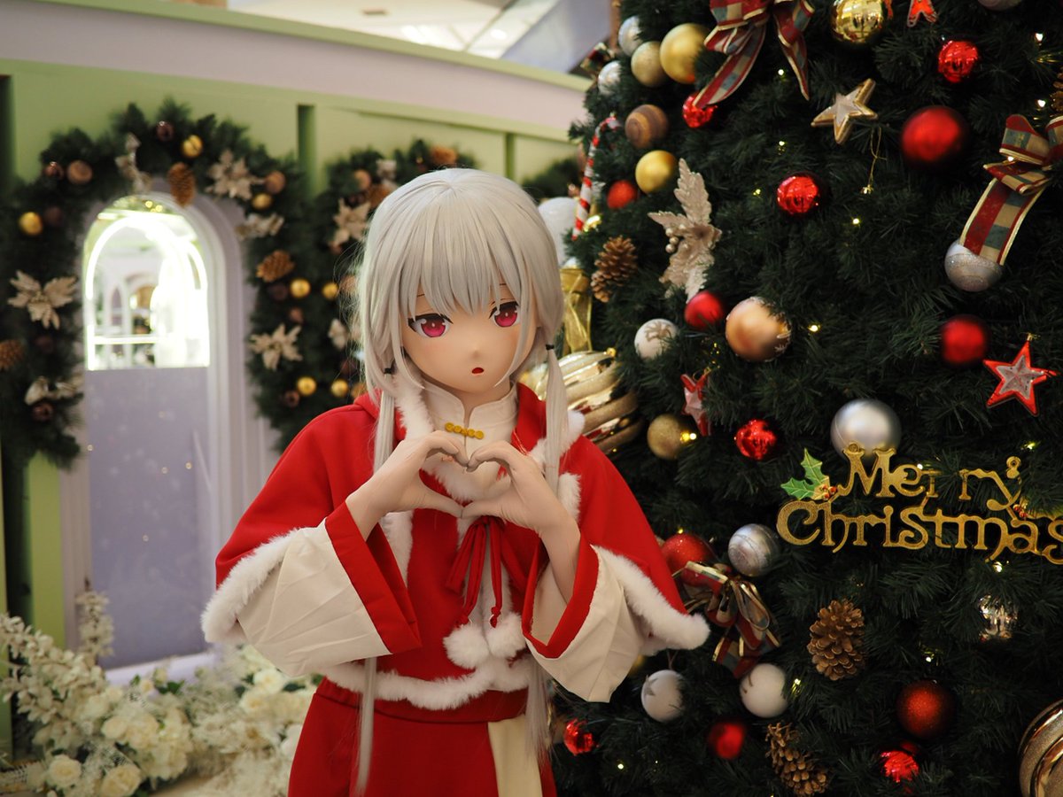 已过的圣诞&amp;即将的新年快乐
📷 <a href="/LingLan_L/">柃澜</a> @NekoShimotsuki <a href="/XiaoLu_cecilia/">这里是🦌</a>