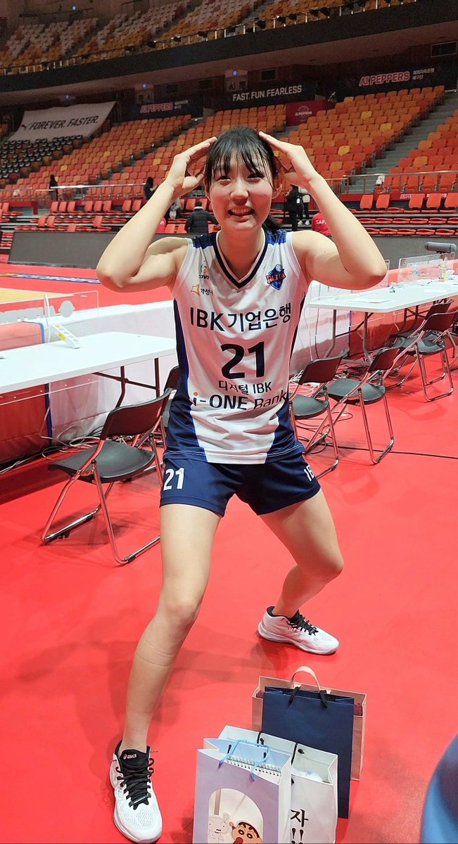 귀욤댕댕 강아띠੯∙̀͡u\